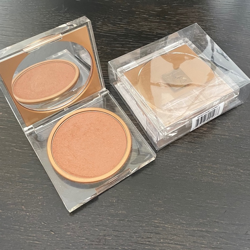 Qty of 2 - Bronzy Babe by Fake Bake Bronzer
